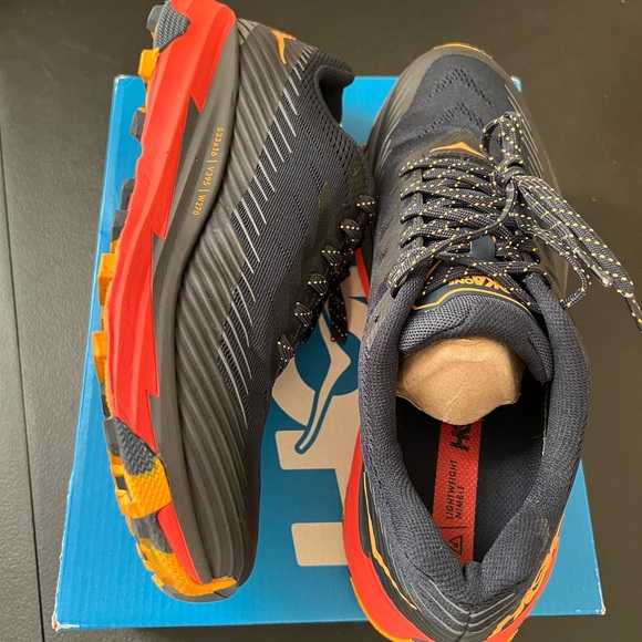 Hoka Torrent 2 Size 8.5 Men's Black and Orange Running Shoes - Picture 4 of 4